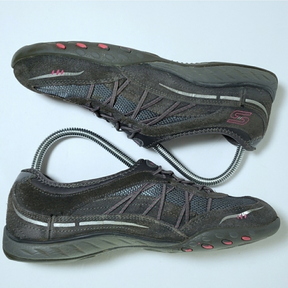 Skechers Leather Slipon Sneakers Walking Shoes - Picture 4 of 6